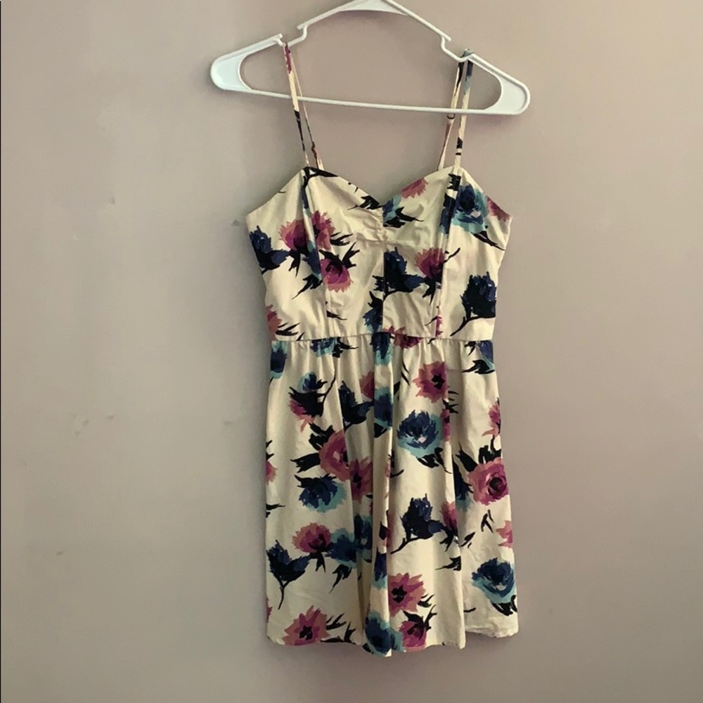 Floral sun dress (Size S)